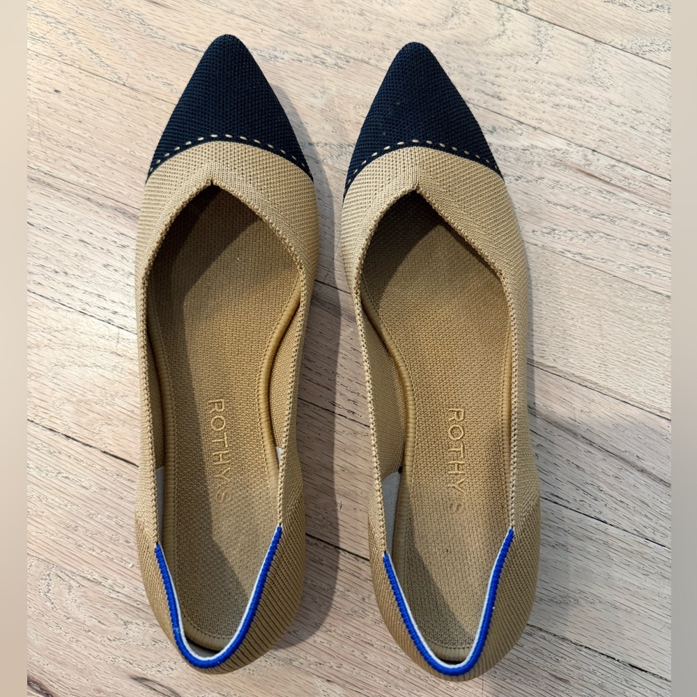 Rothy's Tan and Black Pointed Flats